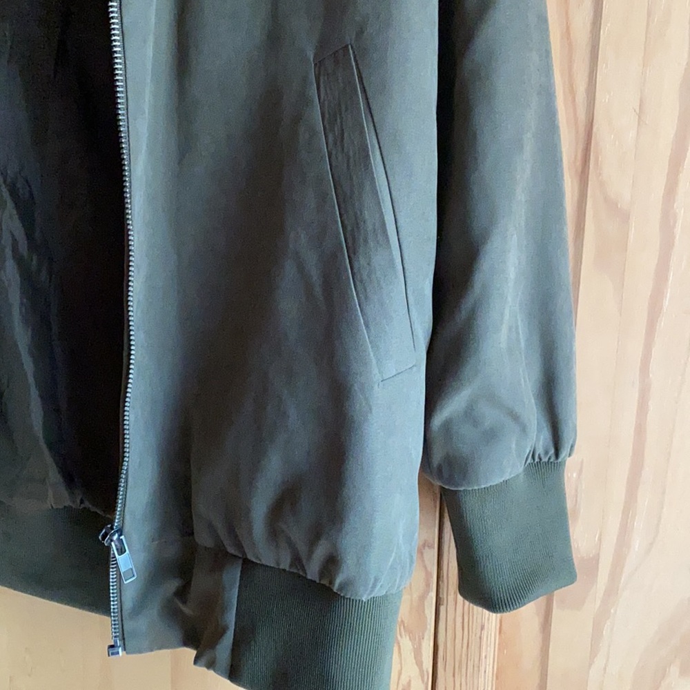 Be Cool Jacket - Picture 3 of 4